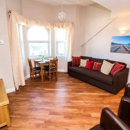 Royal Manor Park Apartment Llandudno Exterior photo